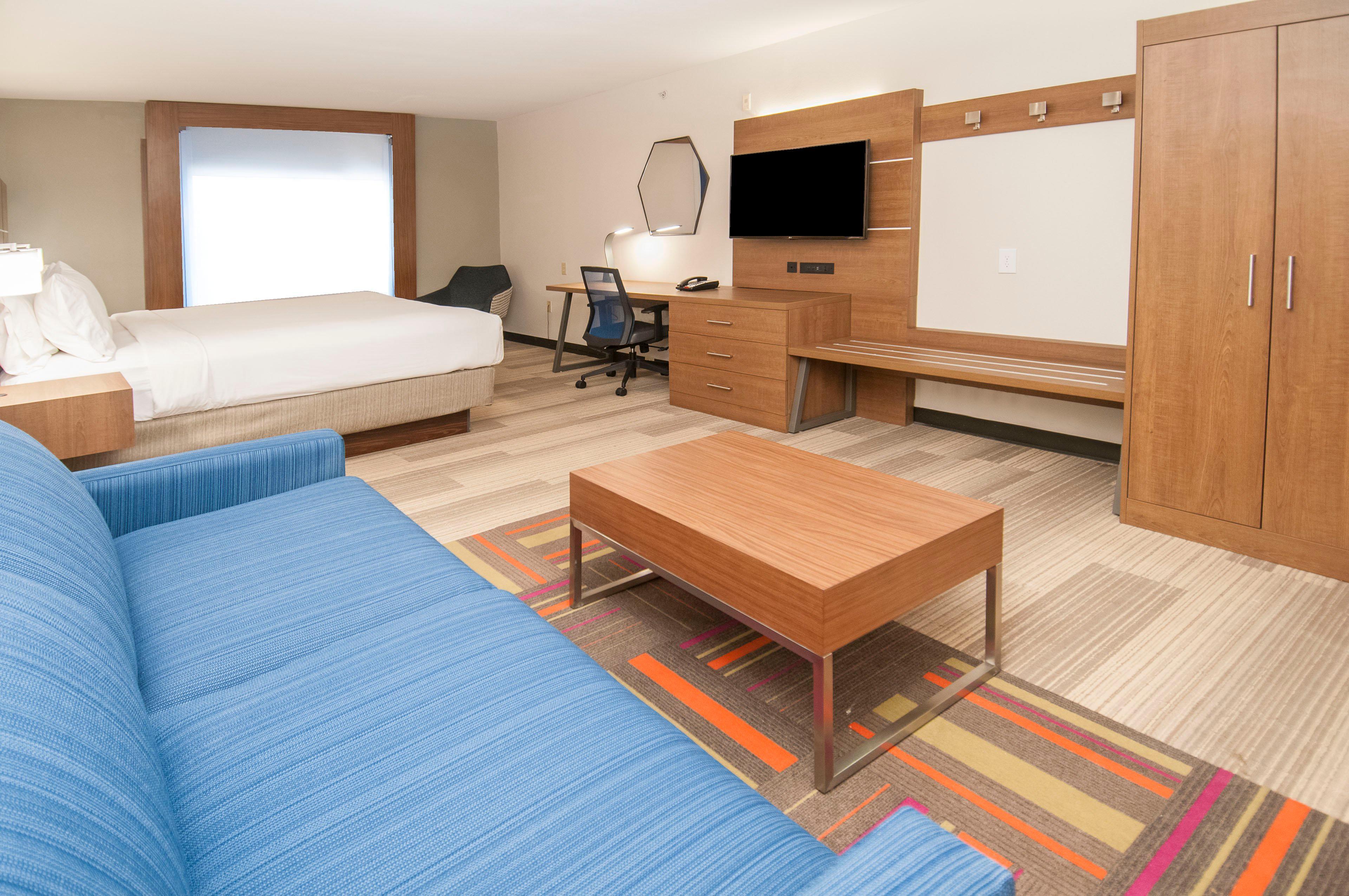 Holiday Express & West - Frisco By Ihg Hotel 3*
