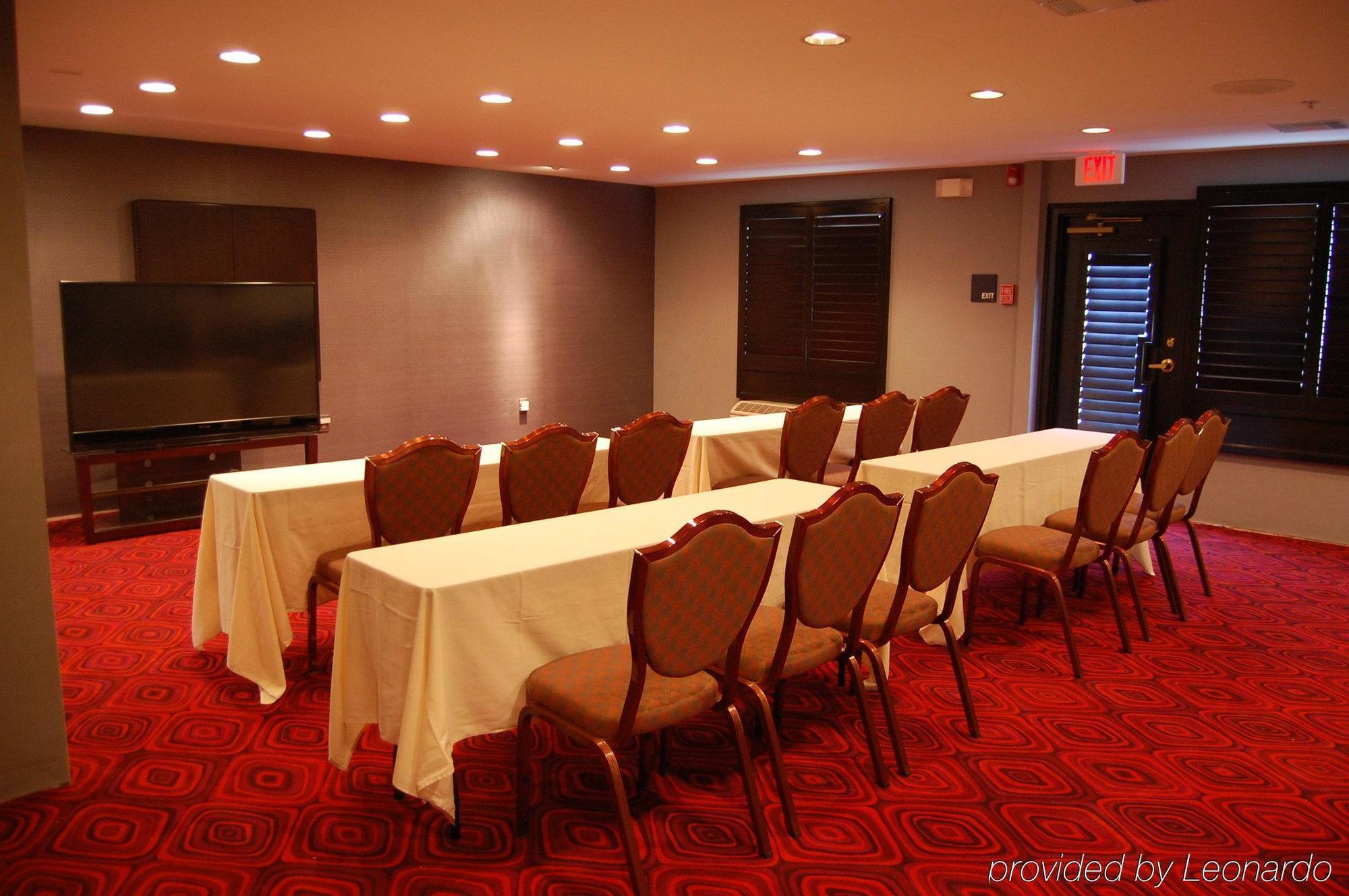 Hotel Express & West - Frisco By Ihg