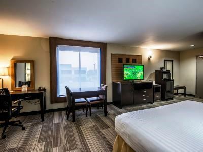 Holiday Express & West - Frisco By Ihg Hotel